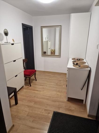 Apartament semidecomandat în Eminescu