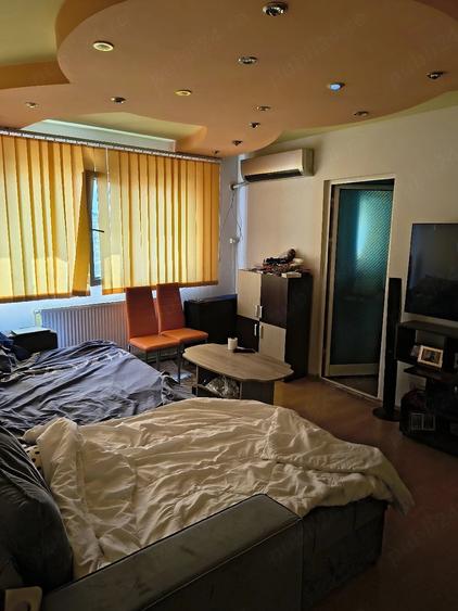 Apartament cu 2 camere nedecomandat în Tineretului