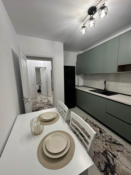 Apartament cu 2 camere decomandat în Central