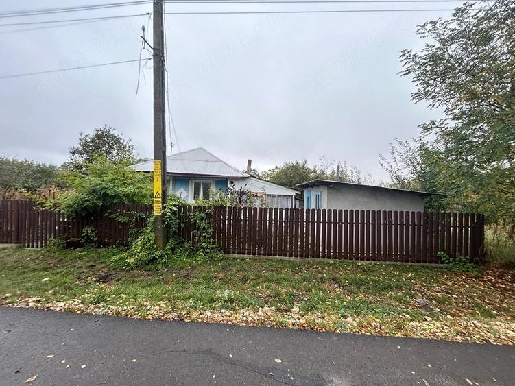 Casă cu 3 camere cu Teren 36 Mp în Avrămeni