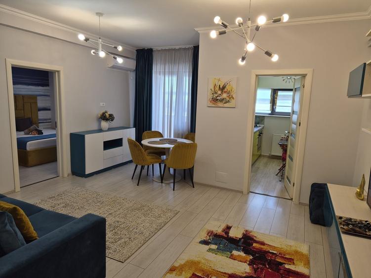 Apartament cu 2 camere decomandat în Gara