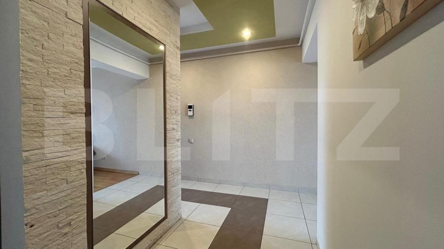 Apartament cu 3 camere, în curte privată - 8