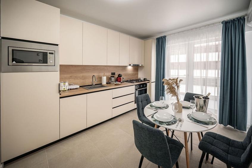 Apartament cu 2 camere decomandat în Mamaia-Sat