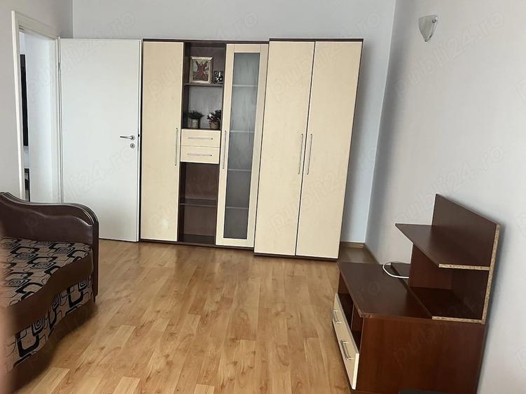 Apartament cu 2 camere decomandat, mobilat în Faleza Nord