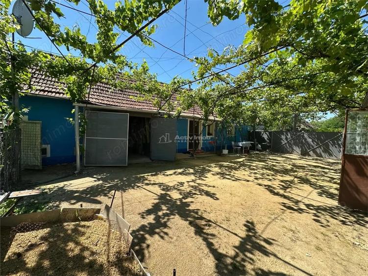 Casă cu Teren 1501 Mp în Birda
