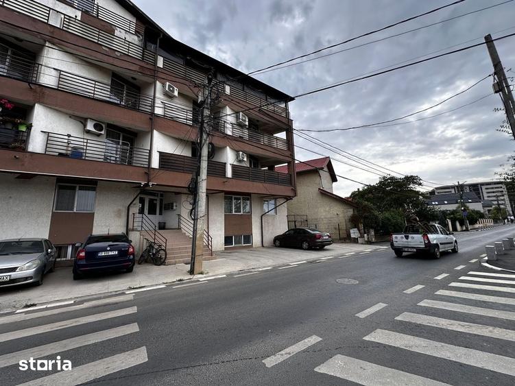 Apartament cu 3 camere decomandat în Chiajna