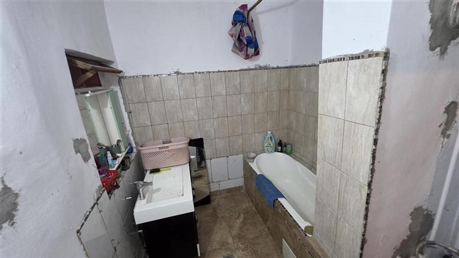 Casă individuală cu 2 camere cu Teren 949 Mp în Pustiniș