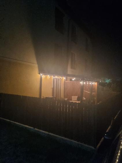 Apartament cu 3 camere decomandat în Exterior Vest