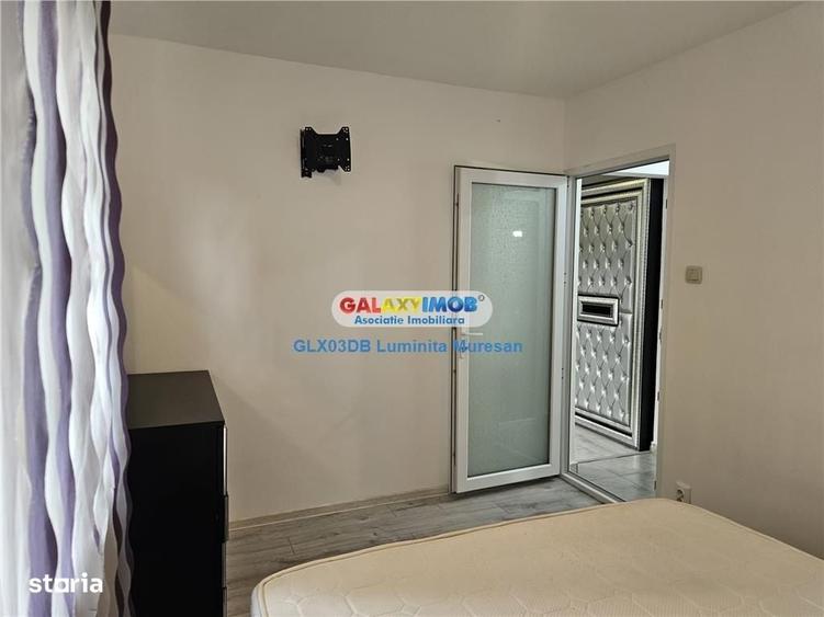 Apartament cu 2 camere semidecomandat, mobilat în Micro 6