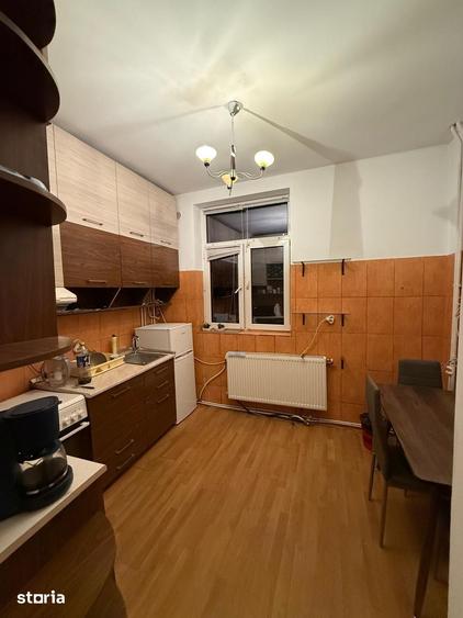 Apartament cu 2 camere în Podu Roș