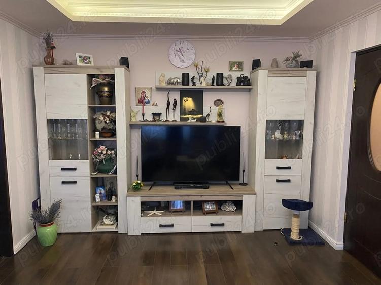 Apartament cu 3 camere decomandat, mobilat în Mircea cel Bătrân