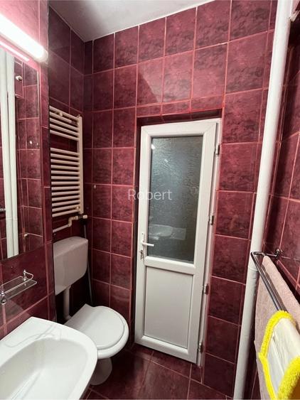 Schimb garsoniera cu apartament