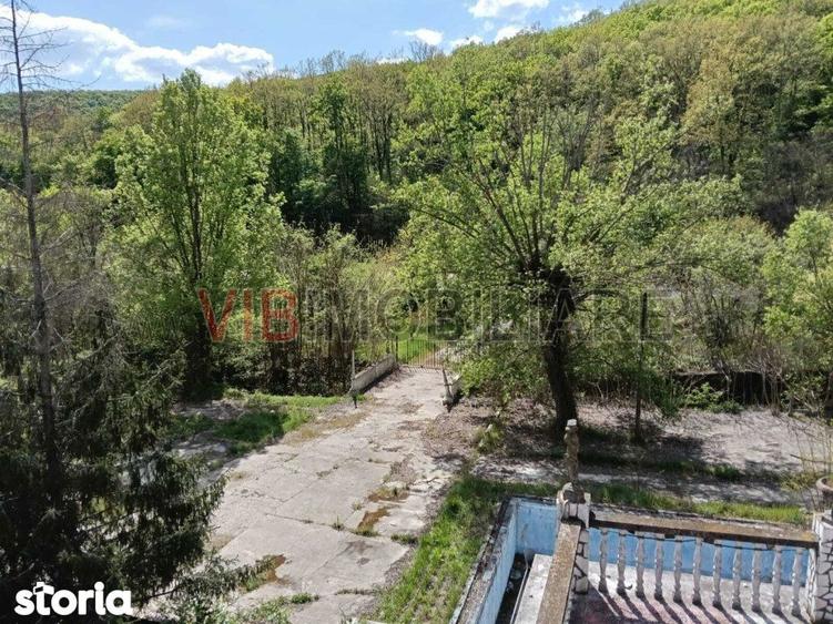 Spațiu comercial, de 500 mp, în Central