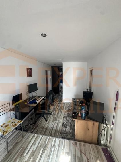 Apartament cu 2 camere decomandat, mobilat în Ultracentral