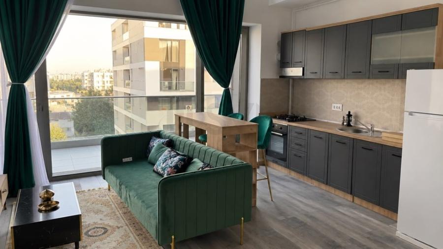 Apartament cu 3 camere decomandat în Floreasca