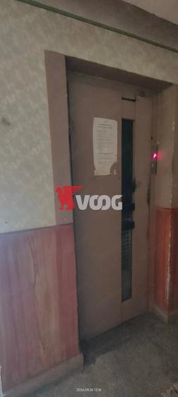 Apartament cu 3 camere semidecomandat în Dacia