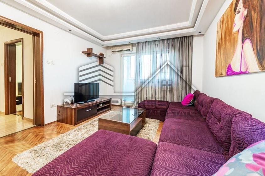 Apartament cu 2 camere decomandat, mobilat în Banu Manta