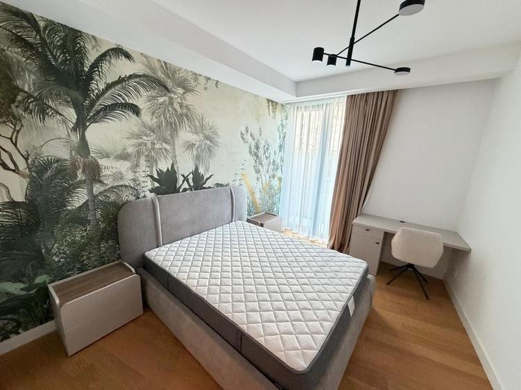 Apartament cu 3 camere decomandat, mobilat în Central