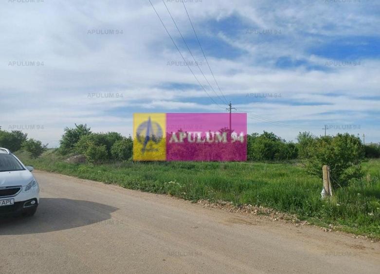 Teren Construcții intravilan de 1400 mp, în Joița