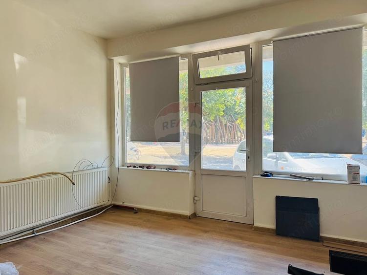 Casă cu 3 camere cu Teren 60 Mp în Central