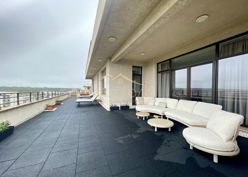 Apartament cu 4 camere, mobilat în Pipera