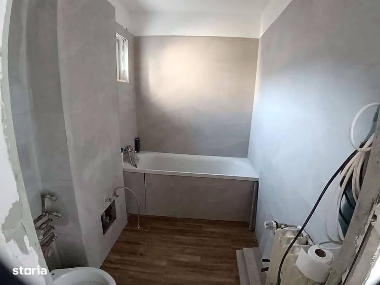 Apartament cu 4 camere decomandat în Pantelimon