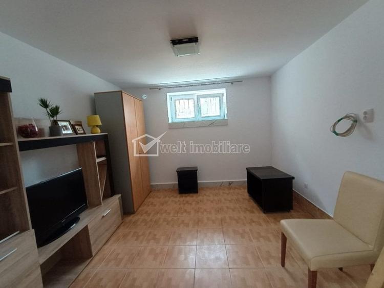 Garsonieră decomandată în Central