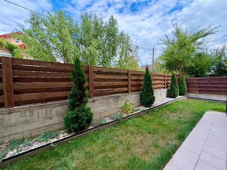 Apartament cu 2 camere decomandat în Rediu