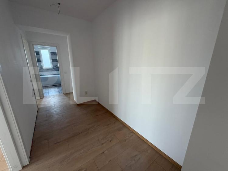 Apartament cu 3 camere decomandat în Cornitoiu