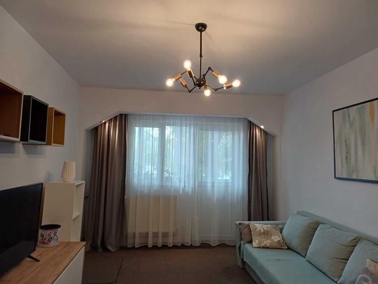 Apartament cu 4 camere decomandat în Calea Aradului