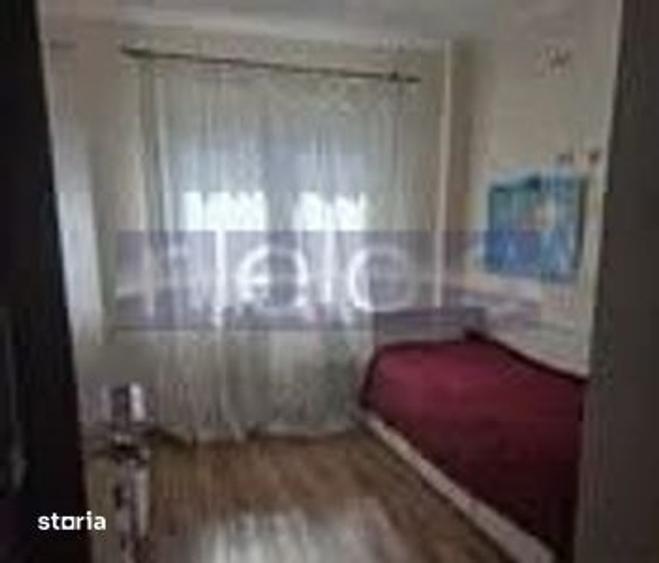 Apartament cu 3 camere decomandat în Dristor