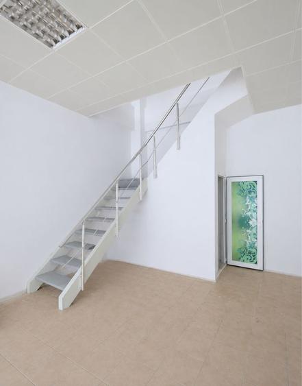 Spatiu comercial / de depozitare / showroom / birouri / cazare - 1