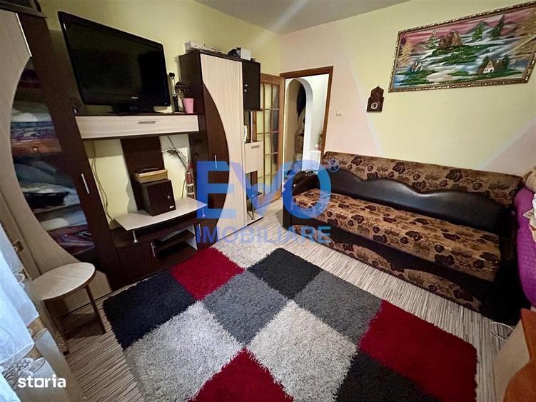 Apartament cu 3 camere în Alexandru cel Bun