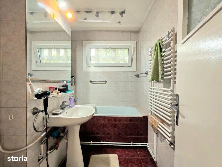 Apartament cu 3 camere semidecomandat în Olimpia-Stadion