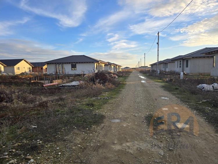 Teren Construcții intravilan de 500 mp, în Sântandrei