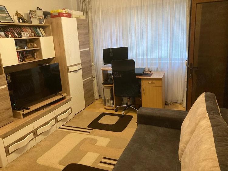 Apartament cu 2 camere semidecomandat în Fălticeni