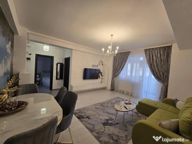 Apartament cu 2 camere decomandat în Roșu