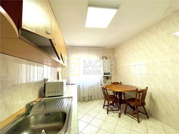 Apartament cu 2 camere decomandat în Ultracentral