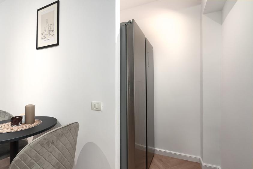 Apartament cu 2 camere semidecomandat, mobilat în Universitate
