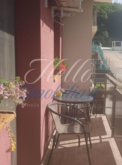 Apartament cu 3 camere semidecomandat în Florești