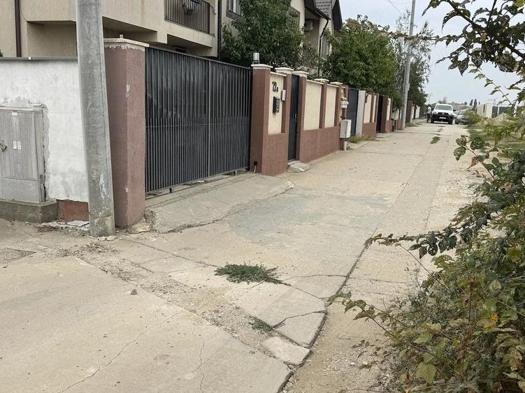 Teren Construcții intravilan de 447 mp, în Haliu