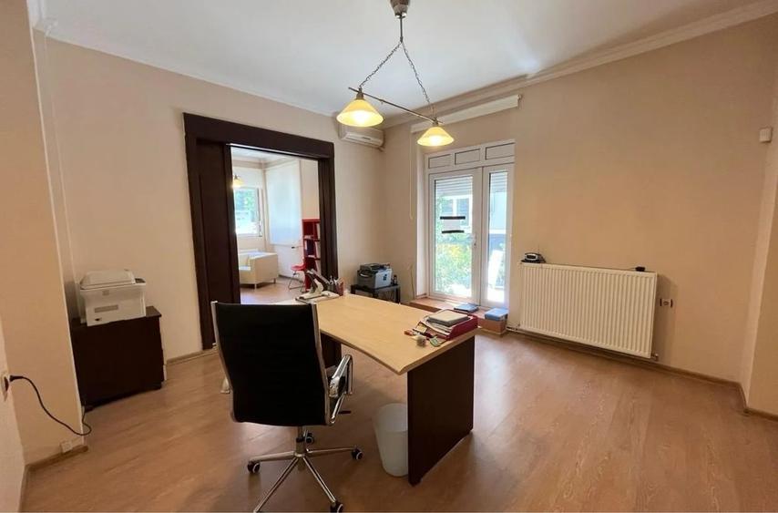 Apartament cu 3 camere în Ultracentral