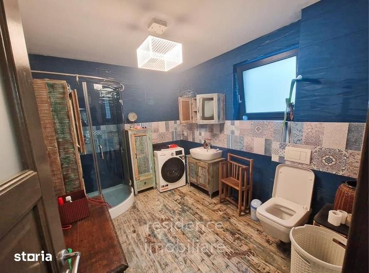 Casă cu 5 camere cu Teren 900 Mp în Făget