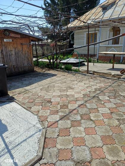 Casă cu 3 camere cu Teren 480 Mp în Central