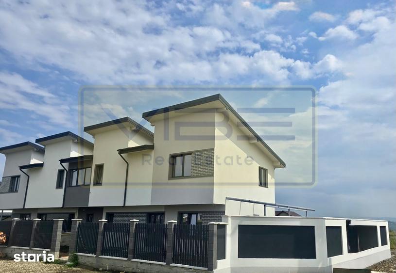 Casă cu 4 camere cu Teren 450 Mp în Valea Ursului