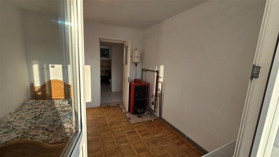 Apartament 3 camere  Suceava Molid De Vanzare! - 9