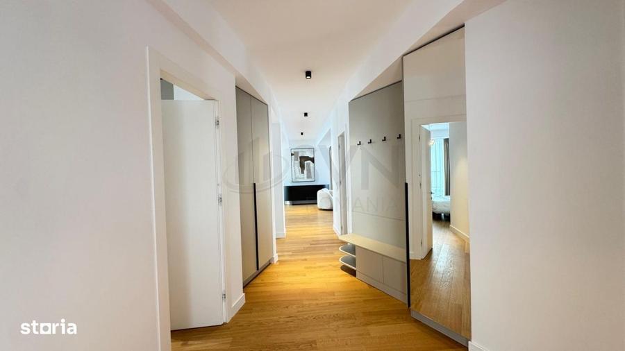 Apartament cu 4 camere în Central
