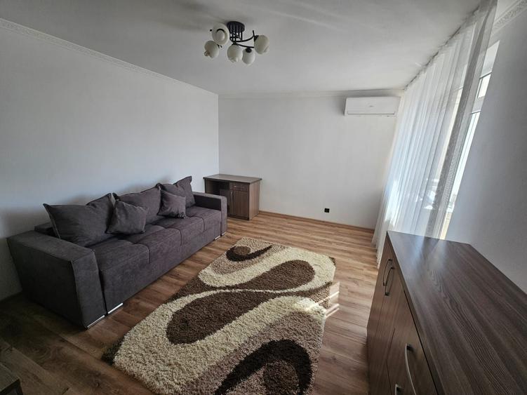 Apartament cu 2 camere decomandat în Săldăbagiu de Munte