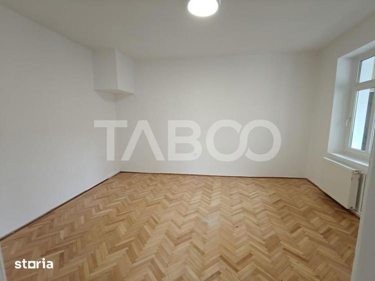Apartament cu 2 camere nedecomandat în Lupeni