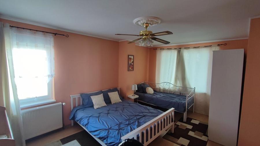 Apartament cu 4 camere decomandat în Griviței